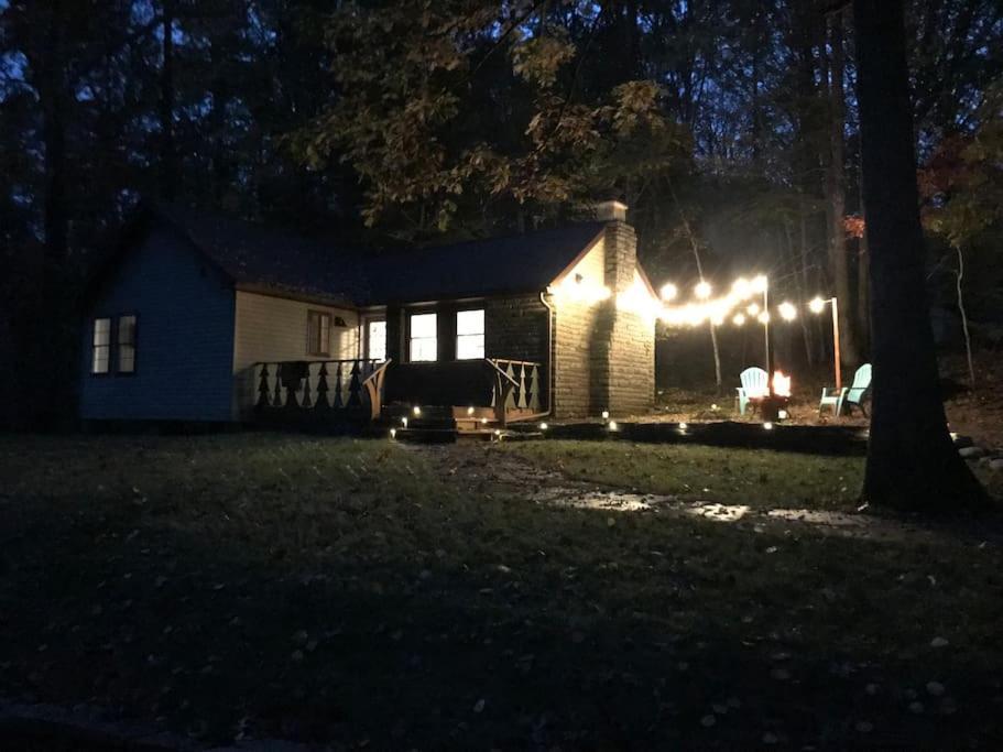 Peaceful Seasonal Wooded Cottage Close To Everything Tafton Esterno foto